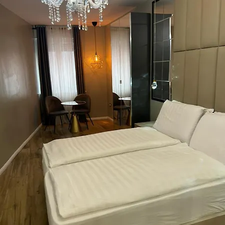 Pensión Trento Best Home 3*